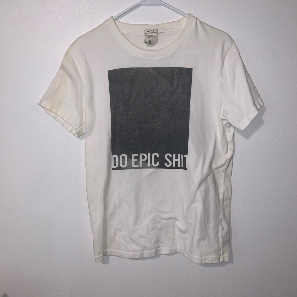 ‼️ ABERCROMBIE AND FITCH WHITE TSHIRT ‼️